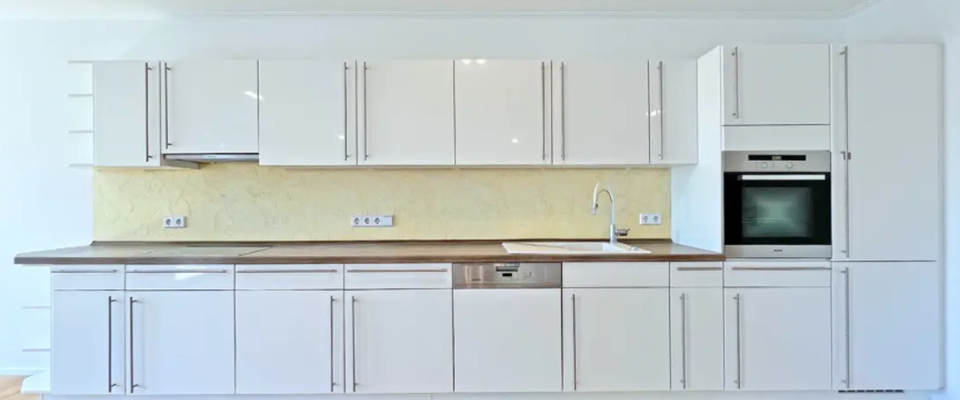 Seezugang mit Bootssteg, 4-WE mit 2 Balkonen, EBK, 2 Bäder, Kamin - Foto 1