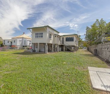 1/119 Eyre Street, North Ward - Photo 2