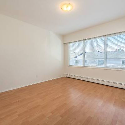 Watson - 1 Bedroom - Available Now - Photo 4