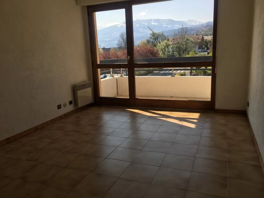 Location Appartement 2 pièces 35m² SALLANCHES 74700 - Photo 1