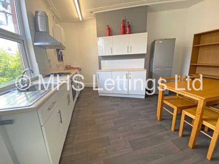 3 Bedroom End Terraced House for rent in Beechwood Mount - Photo 2
