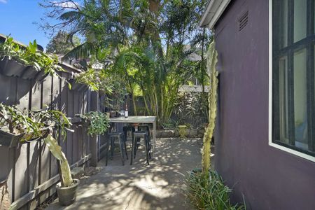 Beautiful Terrace in the Heart of Surry Hills - Photo 3