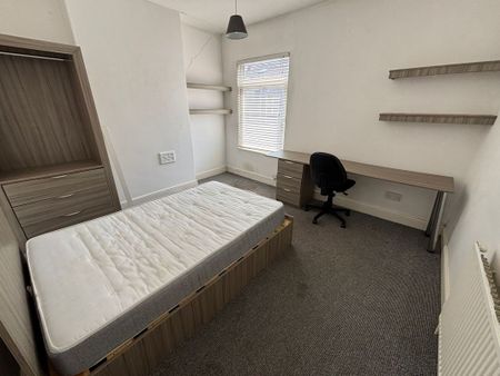 98 Paget StreetLoughborough - Photo 3