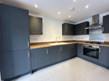 Nunney Close, Chippenham, Patterdown - Photo 3