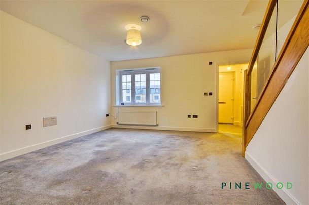 3 bedroom terraced house to rent - Photo 1