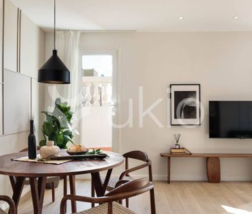 2 room luxury Apartment for rent in Barcelona, Catalonia - Photo 2