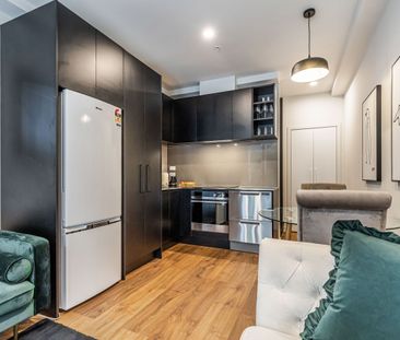 Fully Furnished 1-Bed + Study in Union Green - Photo 5