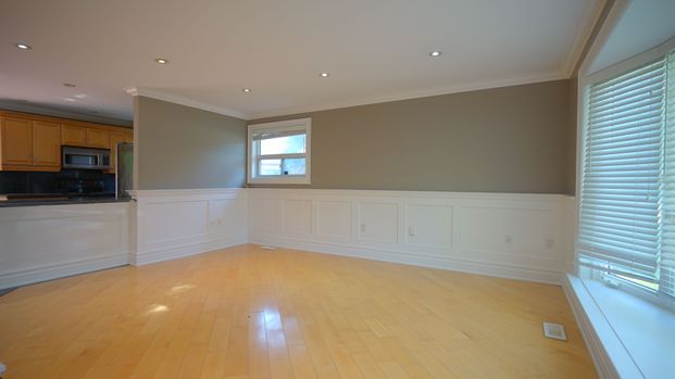 For Lease - 7 Waterbury Drive Unit# Main, Toronto, Ontario - Photo 1