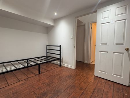 For Lease - 58 Navaho Drive Unit# Lower, Toronto, Ontario - Photo 2