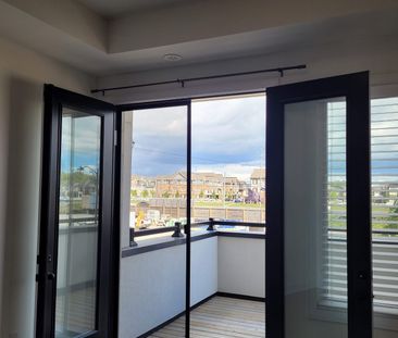 For Lease - 1401 Clarriage Court, Milton, Ontario - Photo 3