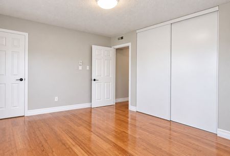 For Lease - 508 Essa Road Unit# 56, Barrie, Ontario - Photo 2