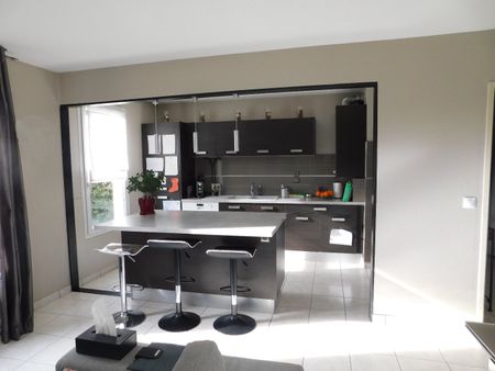 Location Appartement 3 pièces 67m² PRINGY 74370 - Photo 5