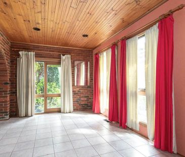 AFFORDABLE LIVING! - Photo 2
