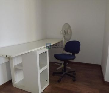 Kiadó részlegesen felújított panel lakás - Székesfehérvár - Photo 5