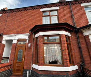 Three bed terrace property - Photo 5