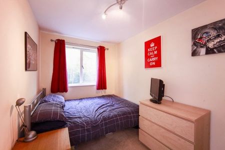 Turnpike Lane, Sutton, SM1 - Photo 3