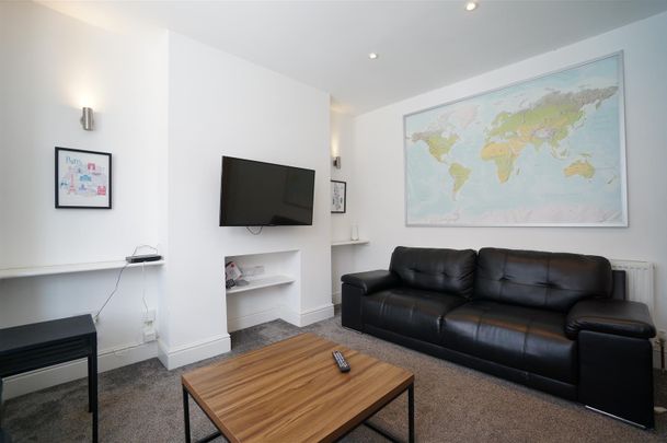 96 Caernarfon Road - Photo 1