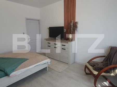 Apartament de 2 camere, Curte, Ac, Centrala, Parcare, Zona Magnolia - Fotografie 4