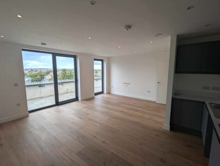 1 Bed Flat, Oto Tower, IG3 - Photo 2