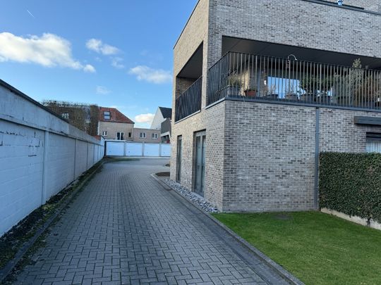 Appartement in toegankelijke residentie Sanderus inclusief garage en staanplaats.. - Foto 1