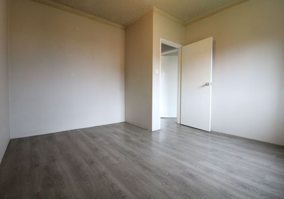 PRIME LOCATION - READY TO MOVE IN!!! - Photo 1