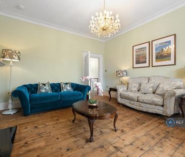 2 bedroom maisonette to rent - Photo 2