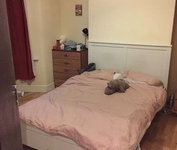 5 Bed Terraced House, Glenwood Road, N15 - Photo 4