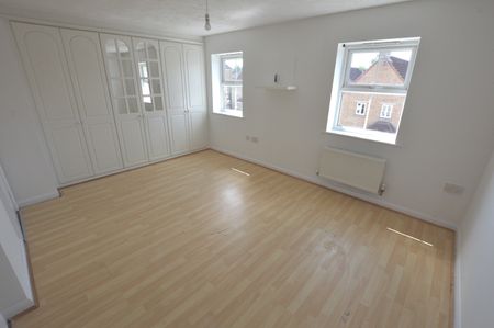 Oxclose Park Way, Halfway, Sheffield, S20 - Photo 4