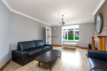 House to rent in Dublin, Lucan, Kishoge - Photo 5