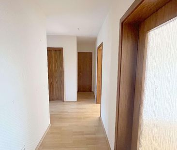 Helle 3-Zimmerwohnung mit großem Balkon, saniertem Badezimmer/Gäste-WC im Neusser Dreikönigenviertel - Foto 4