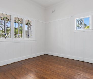 Unique Family Home In Ideal Location - Photo 3