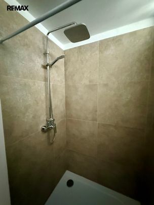 Pronájem bytu 2+kk s lodžií v klidné části Valašského Meziříčí. - Photo 1