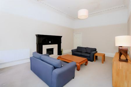 2Bedrooms, 3Bathrooms - Photo 5