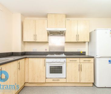 2 bed Apartment for Rent - Photo 3