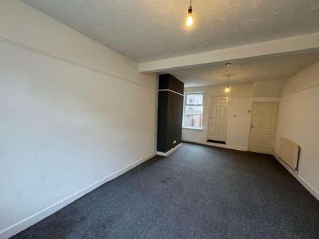 Arthur Street, Grimsby, DN31 - Photo 2