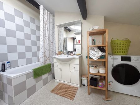Location Appartement 2 pièces 43m² BORDEAUX 33000 - Photo 4