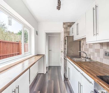 Denzil Road, Guildford, GU2 - Photo 3