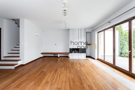 Modern House in Mokotów - Фото 3