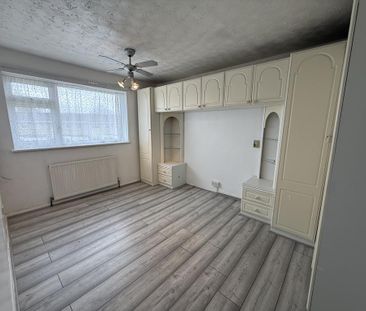 3 bedroom property to rent - Photo 3