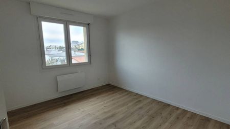 A louer Appartement F3 avec balcon, cave et parking, refait à neuf ! - Photo 2