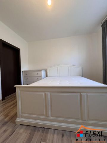 Pronájem bytu 2+1 54 m2 - Fotografie 5