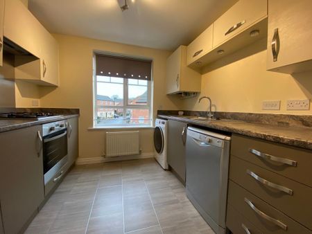 2 bedroom flat to rent - Photo 4