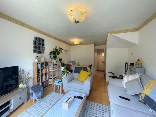 2 bedroom terraced house to rent - Photo 1