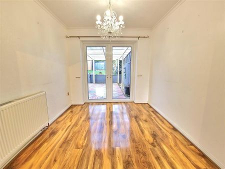 3 bedroom semi-detached house to rent - Photo 3