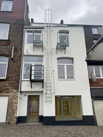 Appartement 1ch. remis à neuf à 6040 Charleroi Jumet  Loyer: 720 € - Photo 3