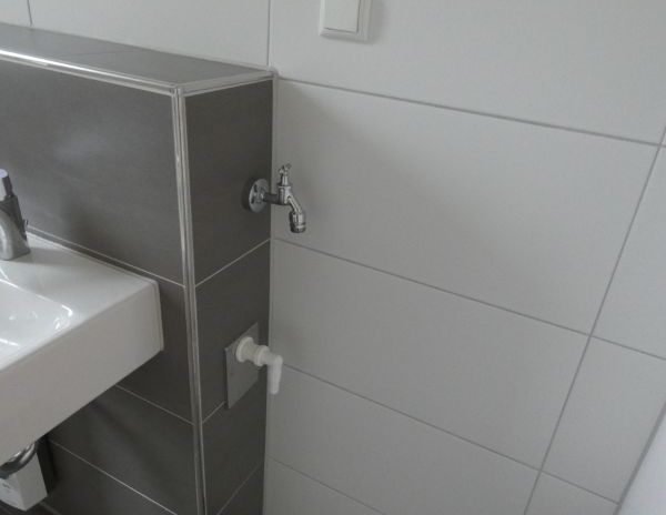 ** Modernisierte 2-Zi-Wohnung mit Wohnküche und Loggia in beliebter Lage von Essen-Frohnhausen ** - Foto 1