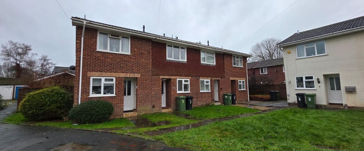 Aintree Avenue, Hereford - Photo 1