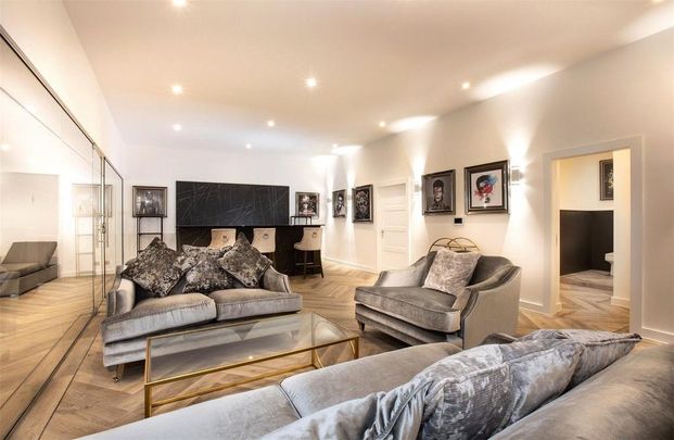 6 bedroom detached house to rent - Photo 1