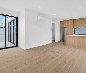 1-4/154 Separation Street, Northcote VIC 3070 - Townhouse For Rent ... - Photo 3