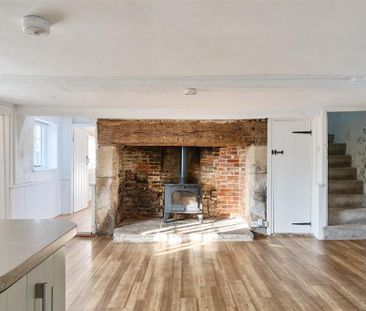 4 bedroom detached house to rent - Photo 1